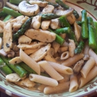 Penne with Chicken, Asparagus, and Mushrooms